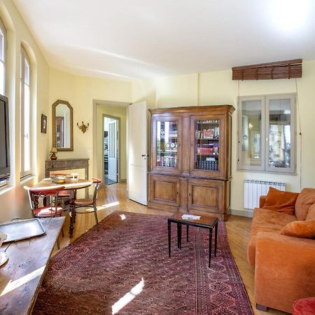 Centre historique, appartement climatisé avec terrasse Bordeaux Esterno foto