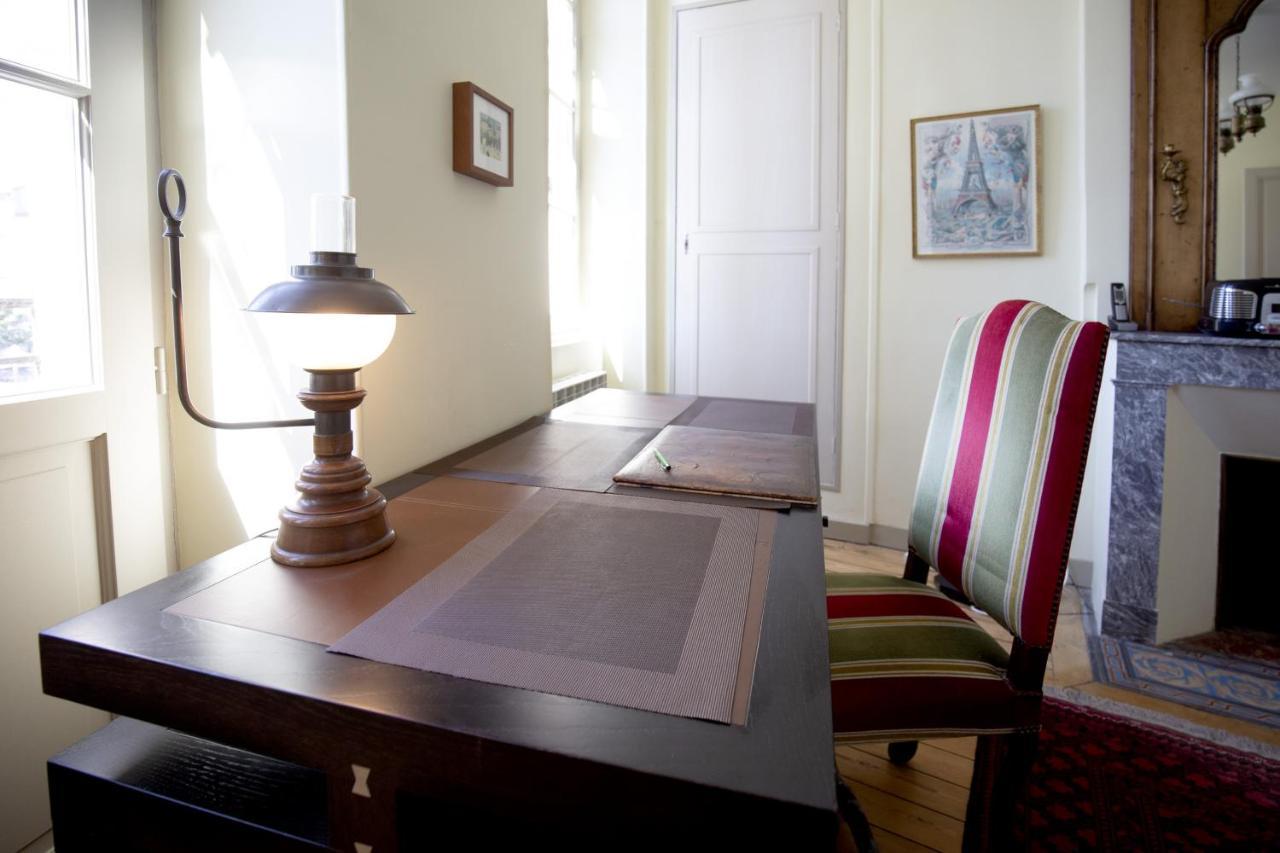 Centre historique, appartement climatisé avec terrasse Bordeaux Esterno foto